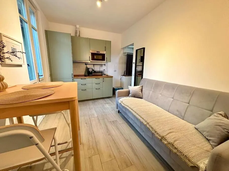 Italian Spirit Apartment Como Italy